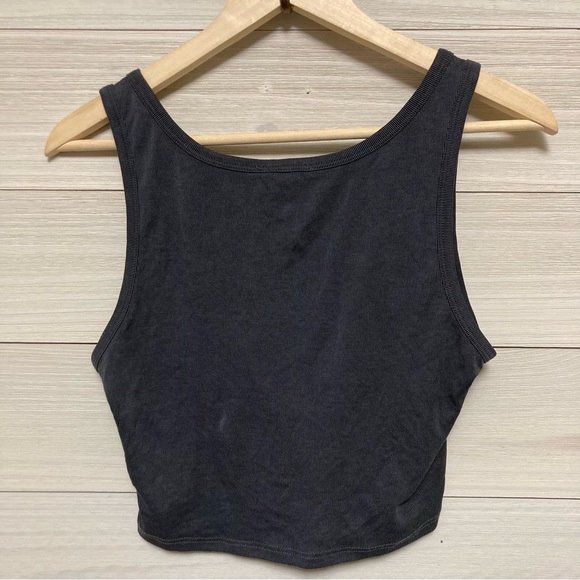 Urban Outfitters Sleeveless Crop Top large - Picture 5 of 5